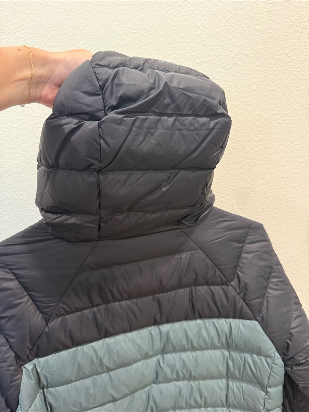Patagonia Kids Colorblock Hooded Puffer Jacket - Black/Blue-Green/Orange - Picture 3 of 5
